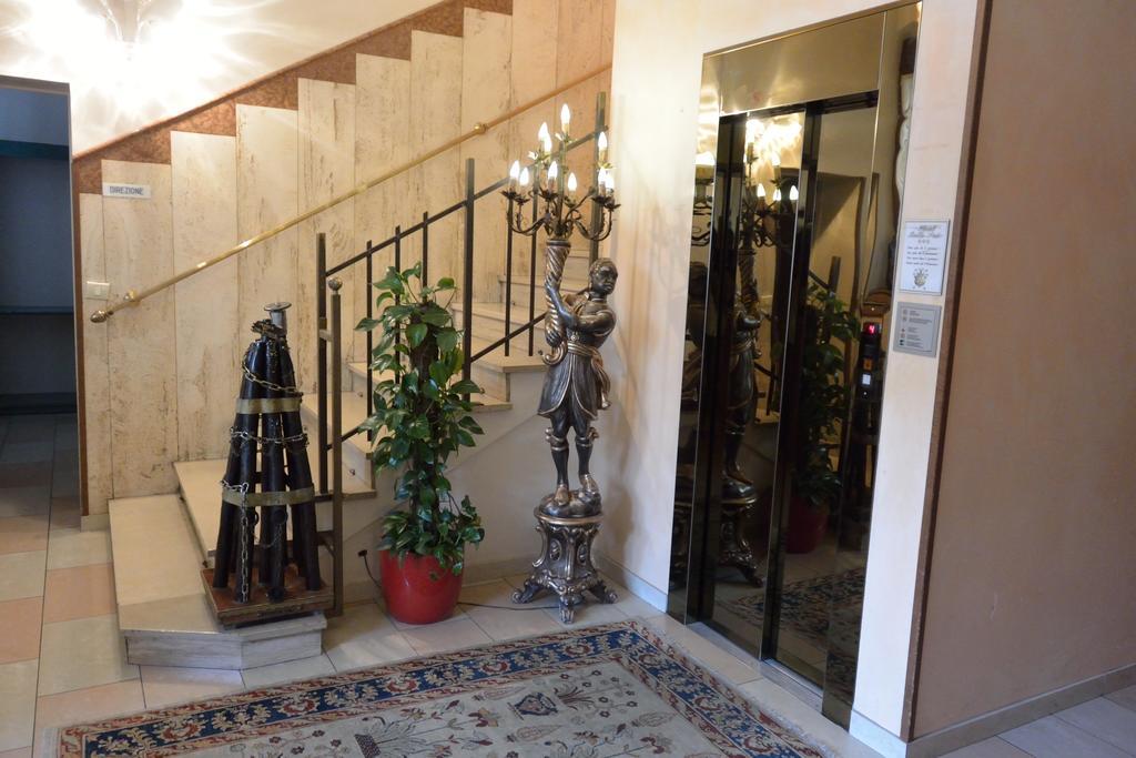 Hotel Belle Arti Венеція Екстер'єр фото
