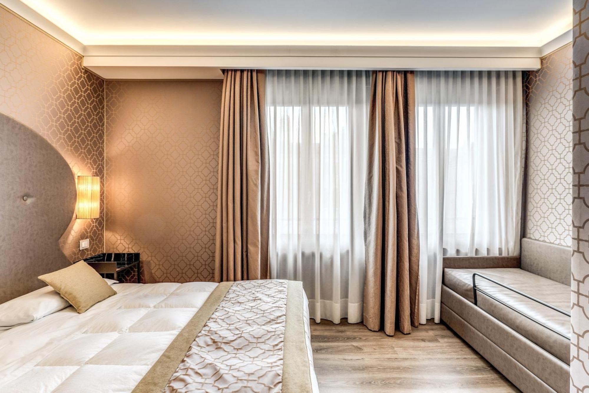 Hotel Belle Arti Венеція Екстер'єр фото