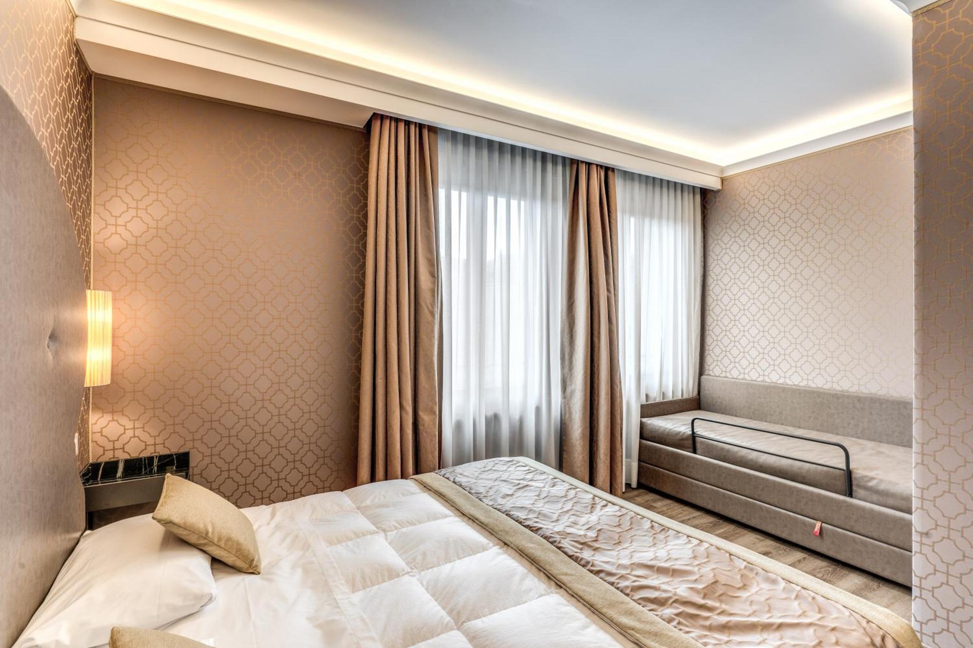 Hotel Belle Arti Венеція Екстер'єр фото