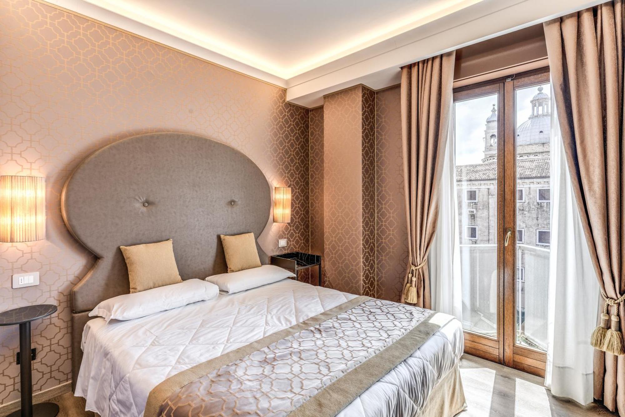 Hotel Belle Arti Венеція Екстер'єр фото